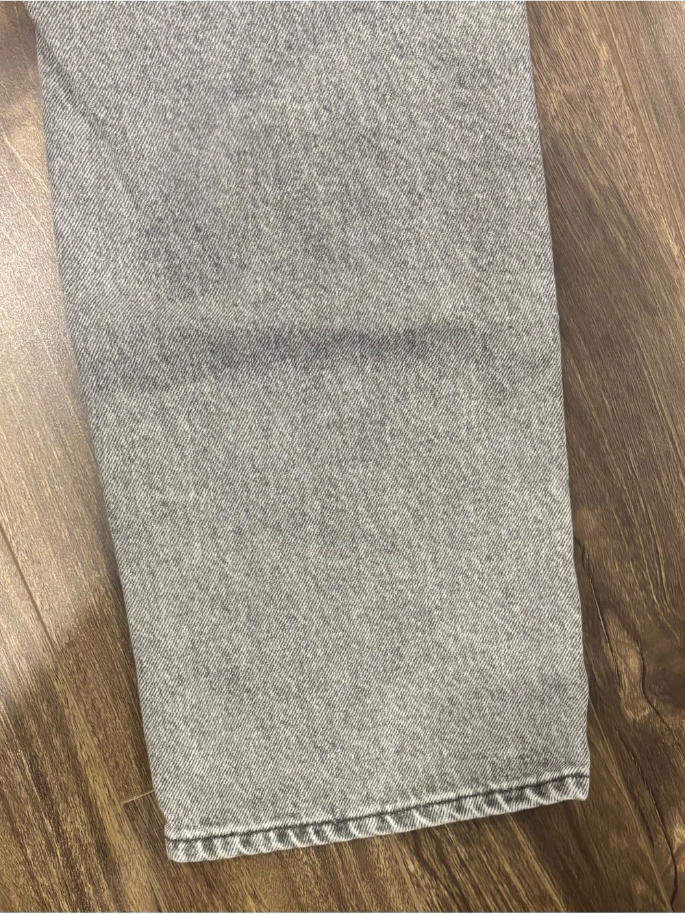 H&M High-Rise Distressed Grey Wash Women's Jeans - Picture 6 of 6
